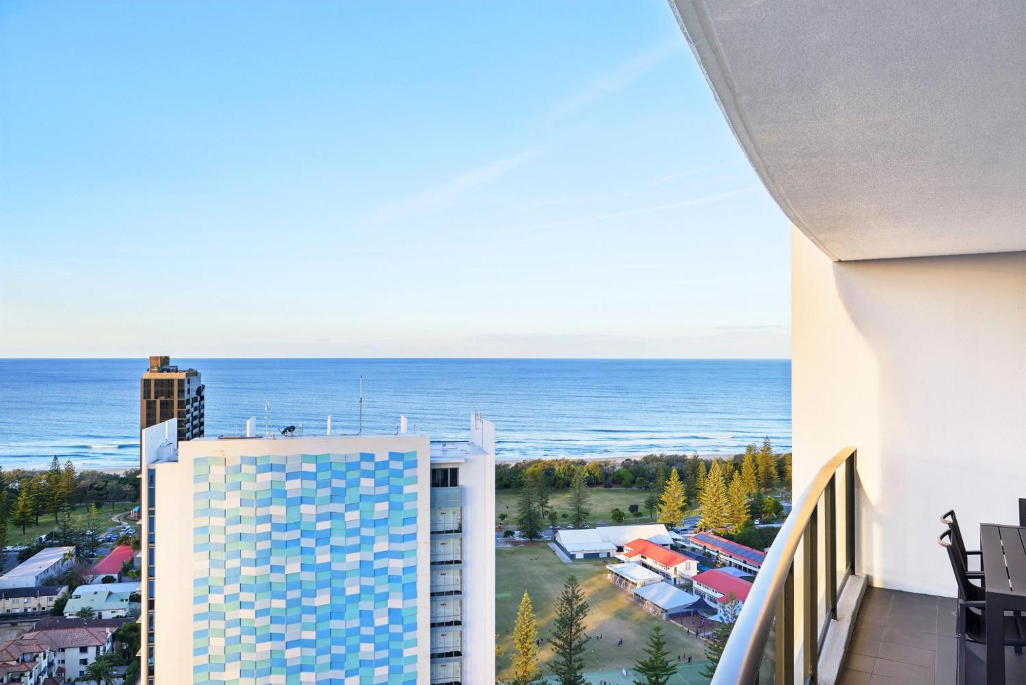 Ocean View 3-Bed With Gym, Pool, Sauna & Parking Gold Coast Exterior foto